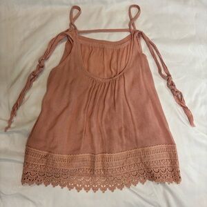 Charlotte Russe - Y2K Peach Lace Hem Cold Shoulder Tank Top